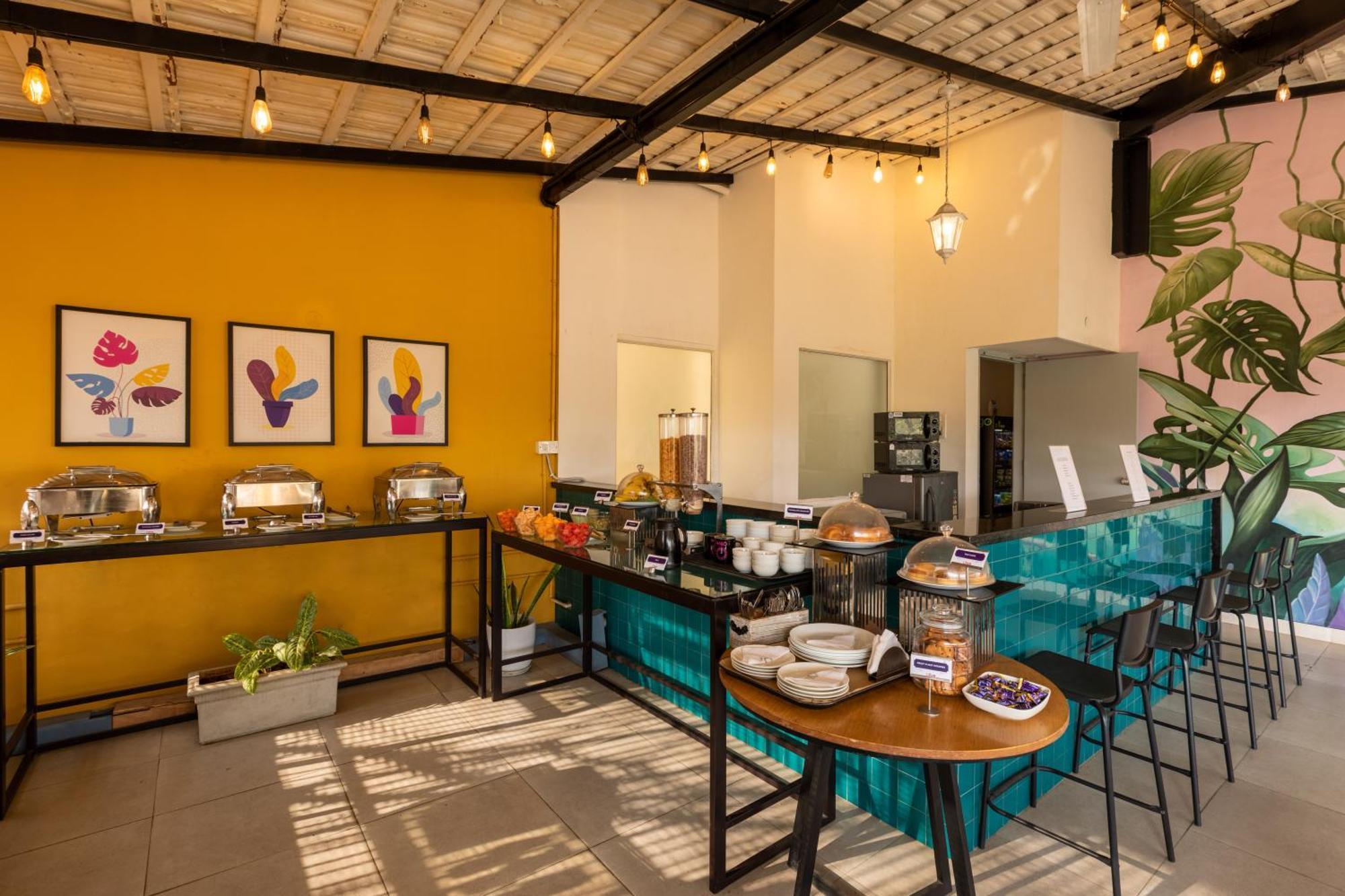 Olive Hotel Indiranagar By Embassy Group Bangalore Exterior foto